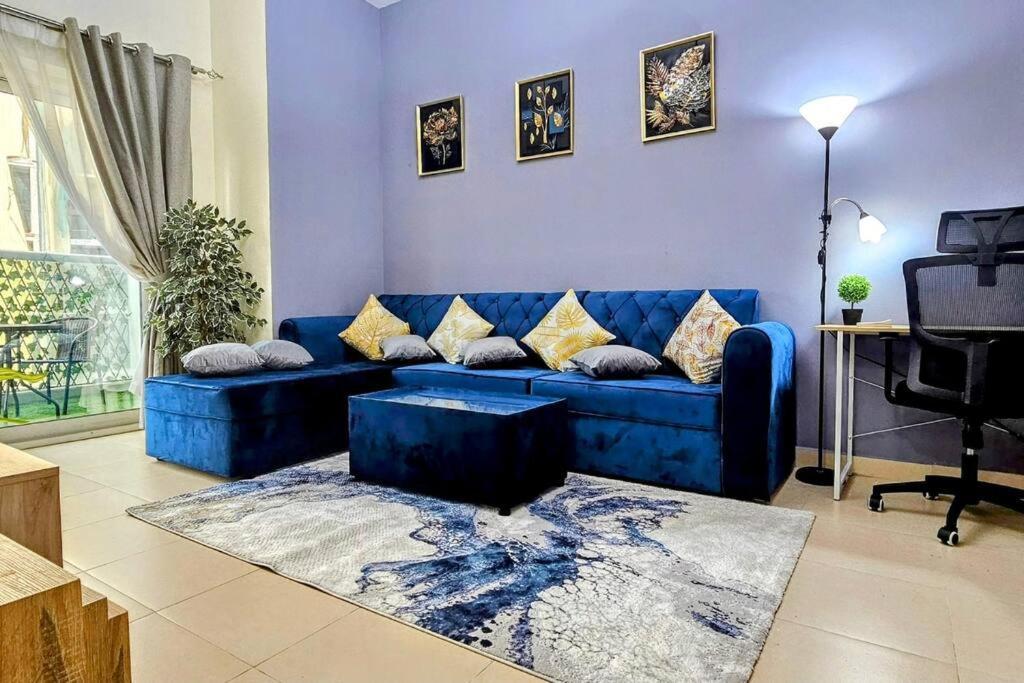 Apartment Special 30% Off - Stylish 2br In Dubai