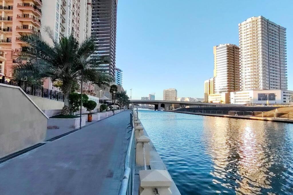 Special 30% Off - Stylish 2br In Apartment Dubai
